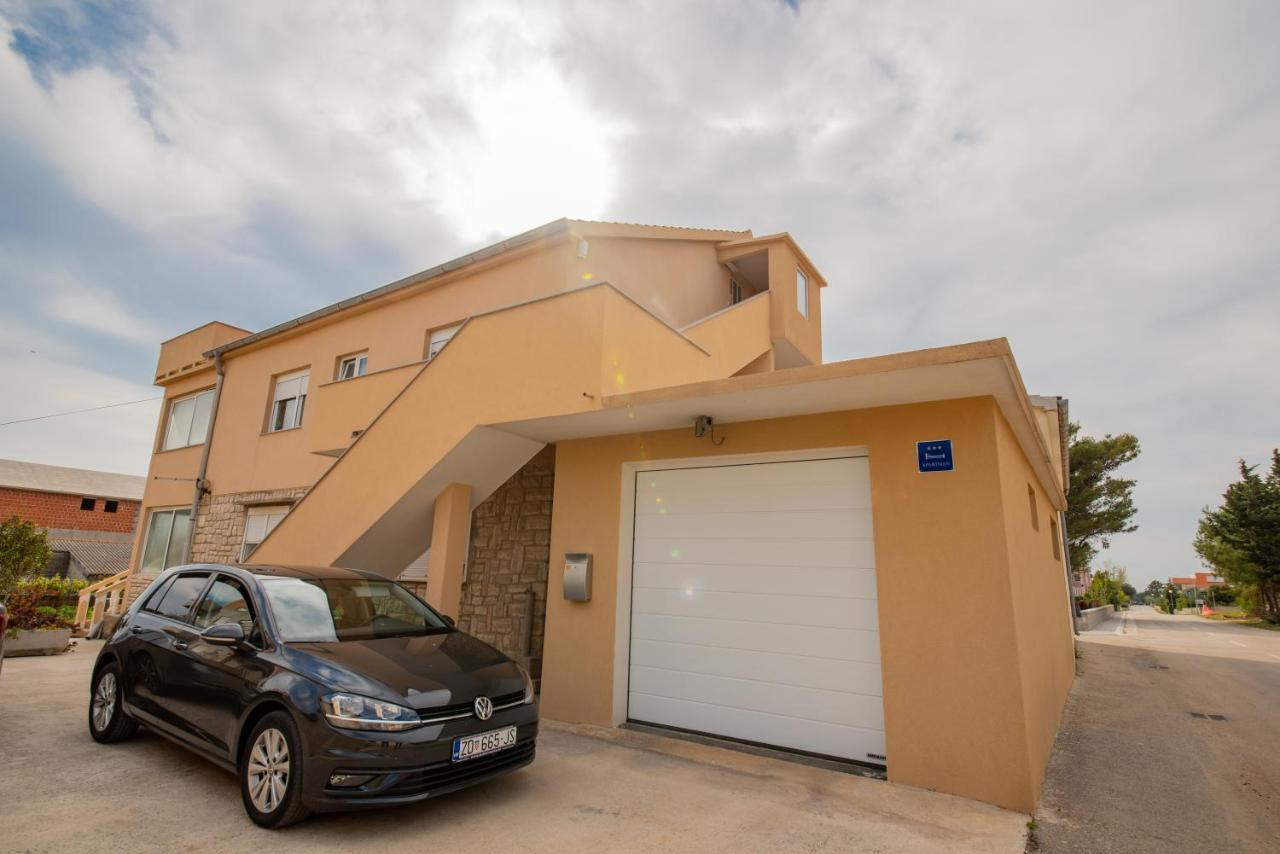 Apartman Eva فرسي المظهر الخارجي الصورة